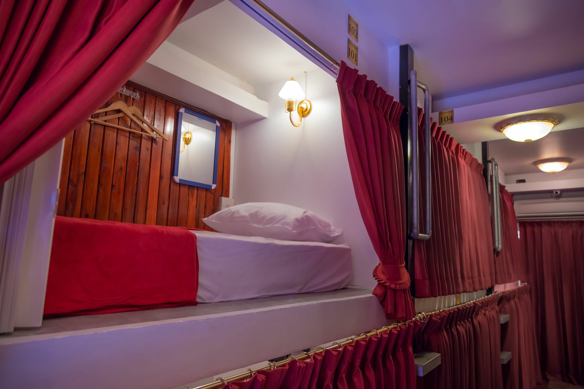 Haad Rin Beach Luxury Hostel Extérieur photo